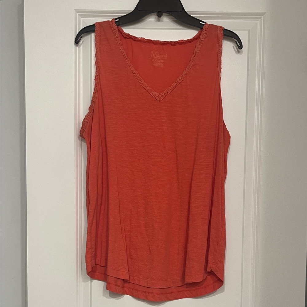 Women’s v-neck tank top